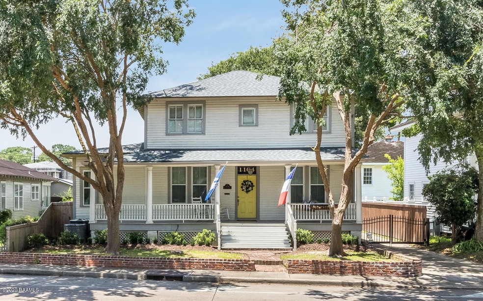 1104 St. John-1