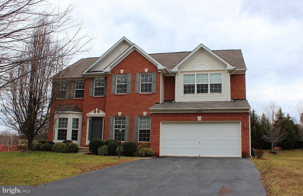 10501 Moonglow Ct, Manassas, VA 20112 - photo 1