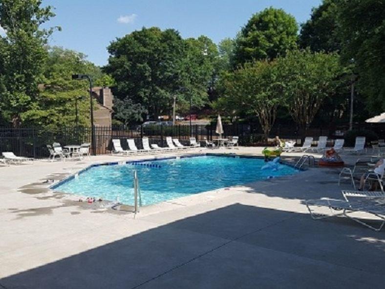 1708 Parkaire Crossing unit 17, Marietta, GA 30068 - photo 1