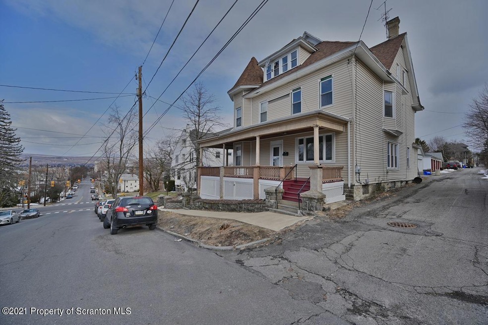 1613 Linden St, Scranton, PA 18510 - photo 1