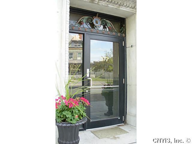Exterior Front main entrance off West Onondaga Str
