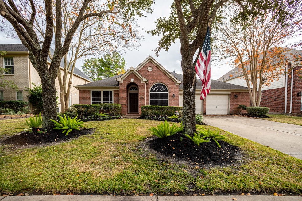 Welcome home to this beautiful one story in the fabulous Coles Crossing neighborhood.