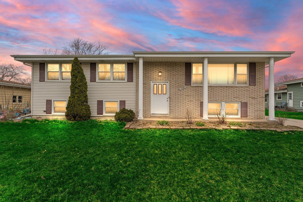 1726 W 94th Place, Crown Point, IN 46307 - photo 1