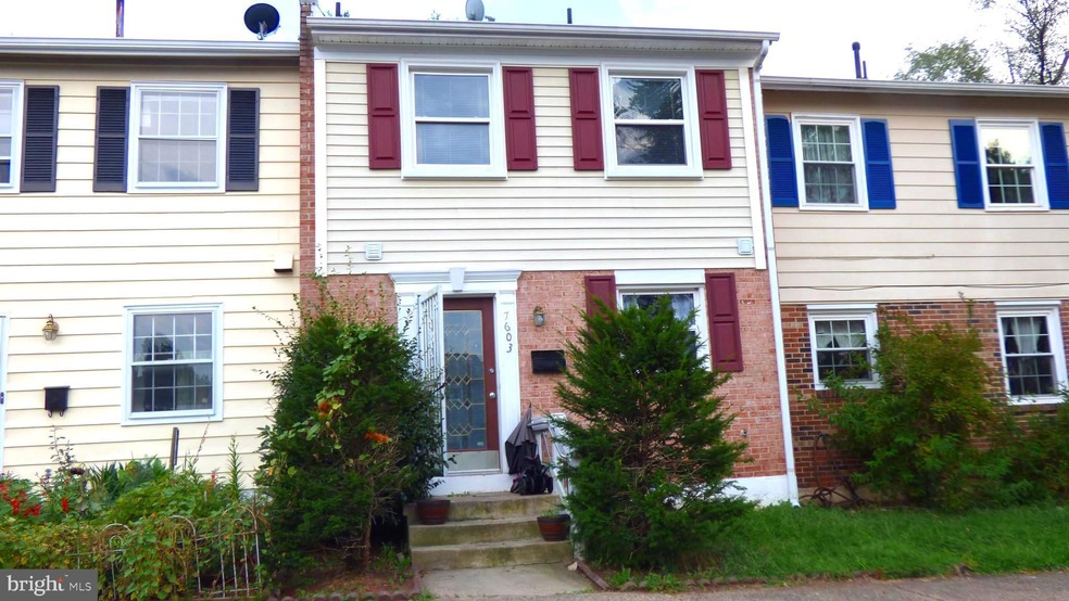 7603 Stuart Ct, Manassas, VA 20111 - photo 1
