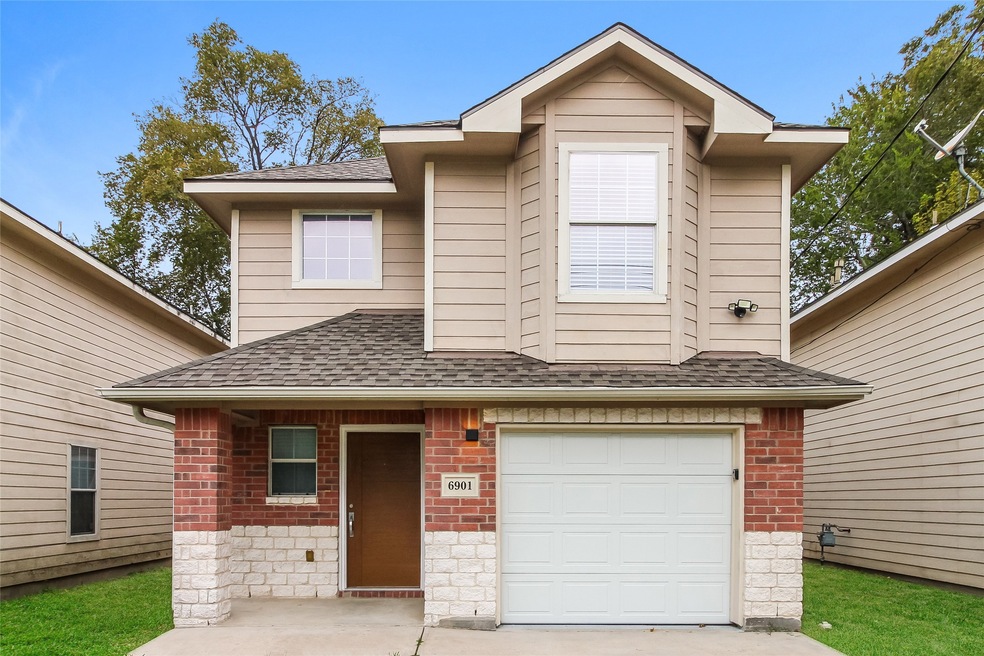 6901 Apollo St, Houston, TX 77091 - photo 1