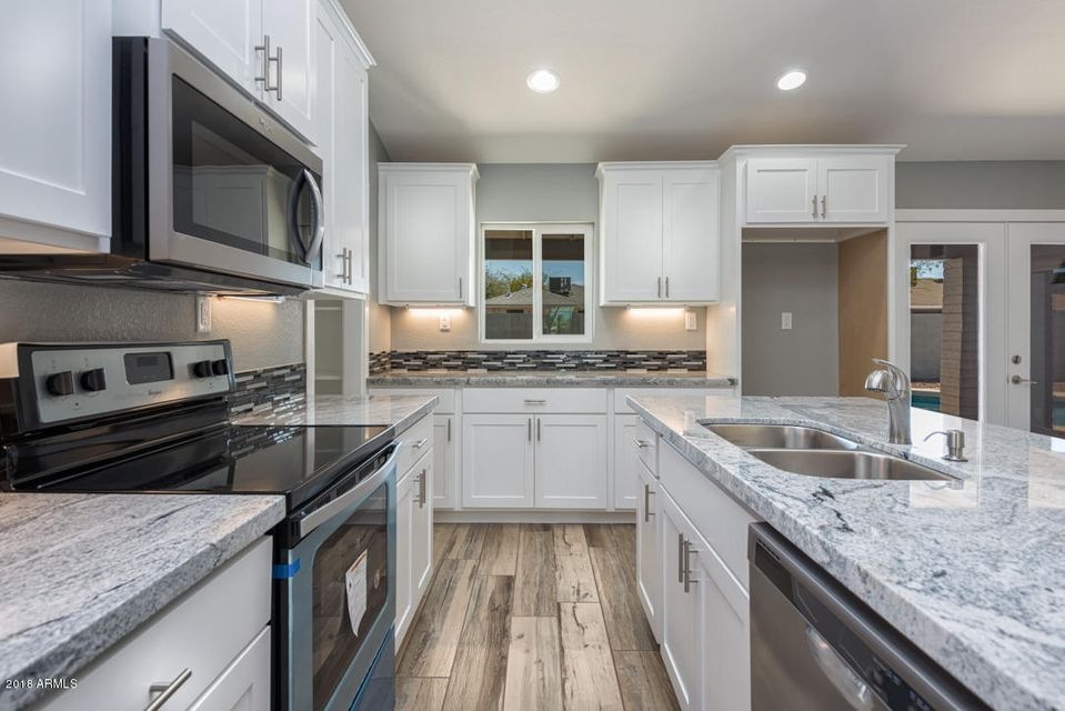 Kitchen_2