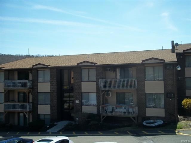 322 Country Club Ln, Pomona, NY 10970 - photo 1