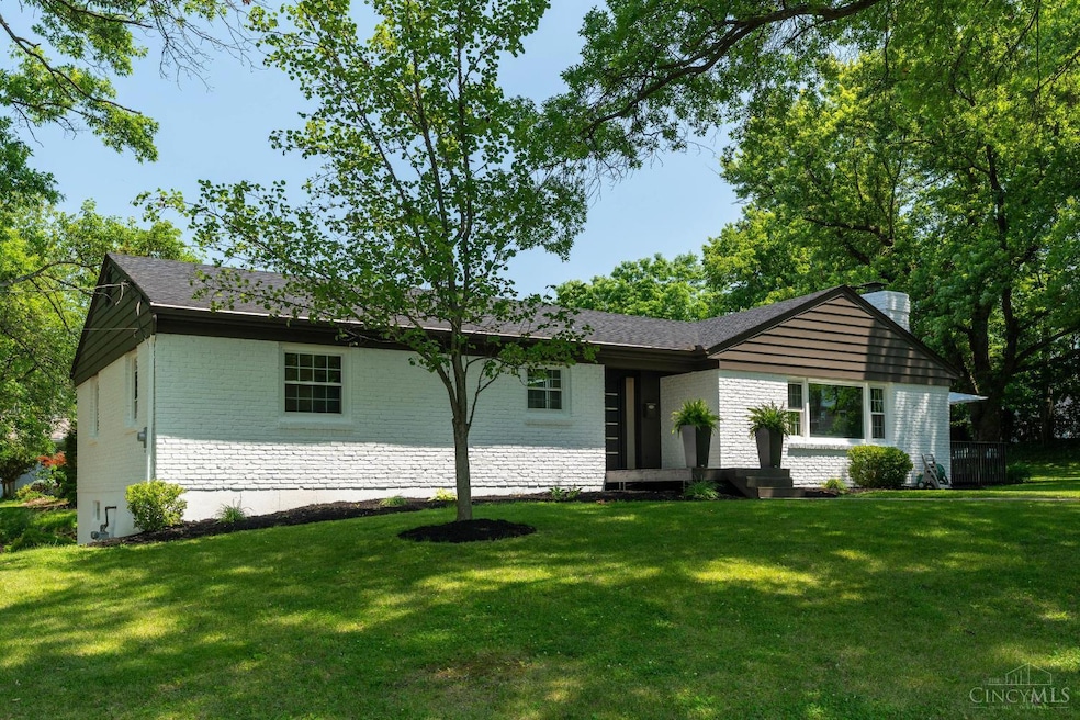 3770 Donegal Dr, Cincinnati, OH 45236 - photo 1