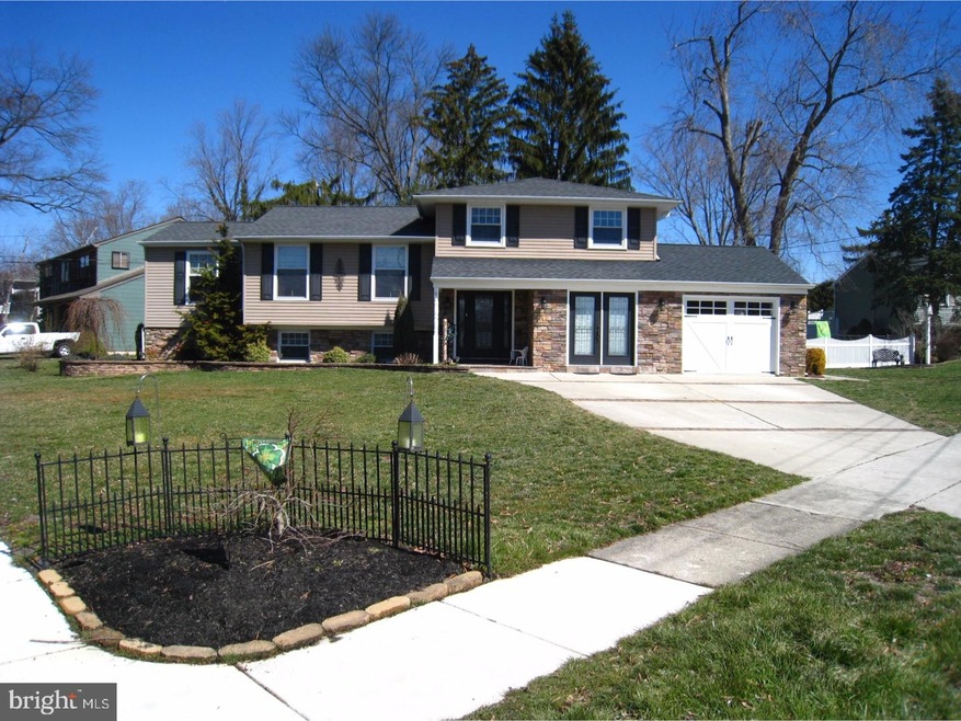 1 Knoll Ct, Stratford, NJ 08084 - photo 1