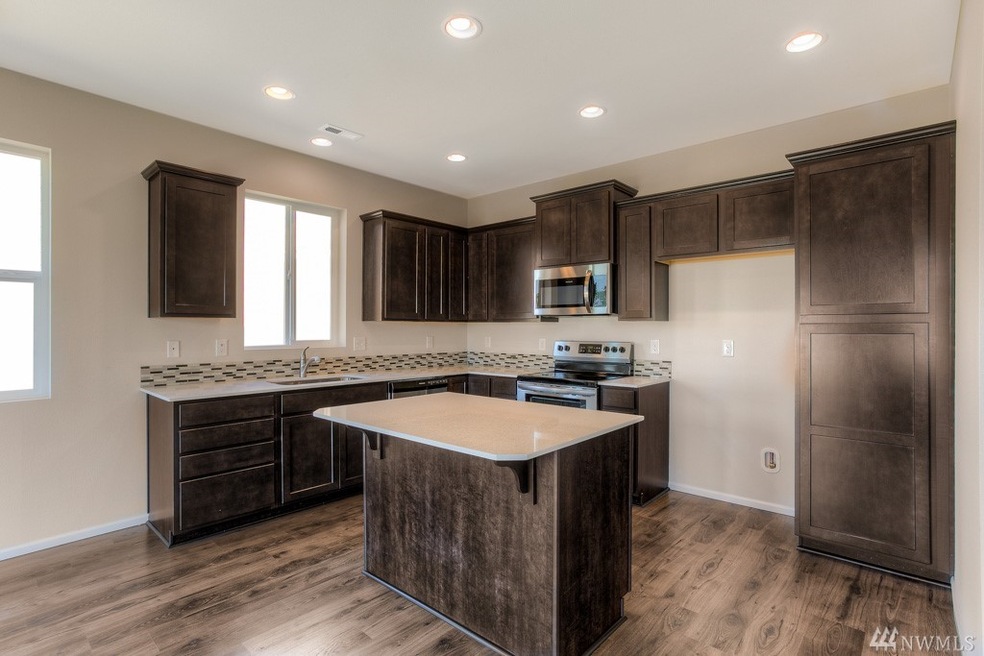 115 Corrin Ave SW unit 29, Orting, WA 98360 - photo 1