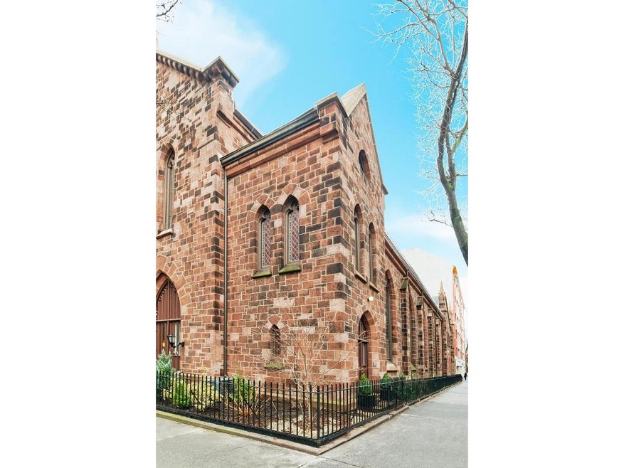 Sold $1,725,000 • Co-Listing Agent