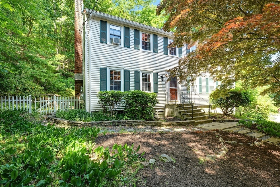 1 Kevin Cir, Framingham, MA 01701 - photo 1