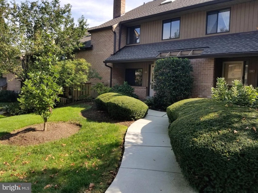 304 Paoli Woods unit 304, Paoli, PA 19301 - photo 1