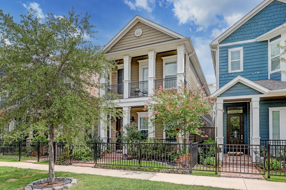 416 W 26th St, Houston, TX 77008 - photo 1