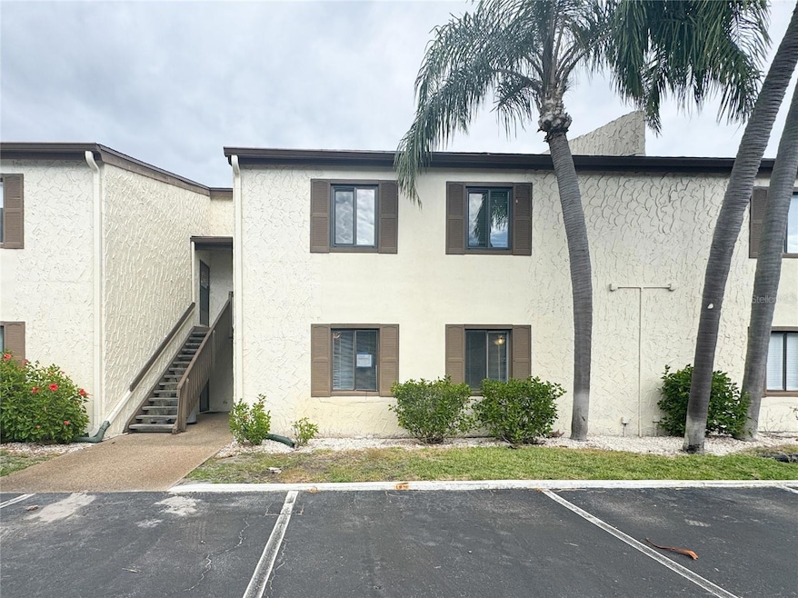 723 115th Ave N unit 2103, Saint Petersburg, FL 33716 - photo 1