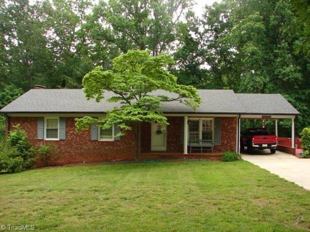 665 Kennedy Country Dr, Asheboro, NC 27205 - photo 1