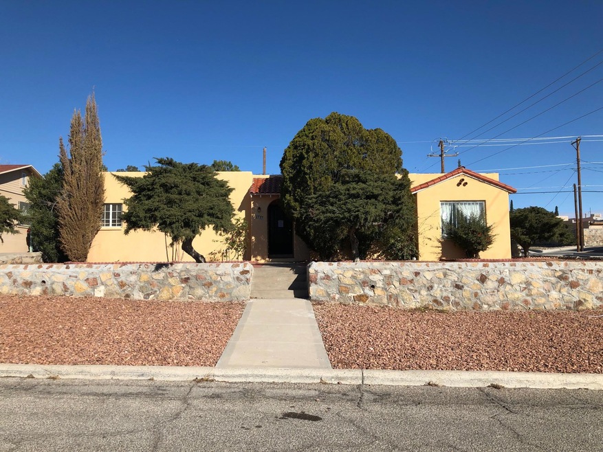 2737 Savannah Ave, El Paso, TX 79930 - photo 1
