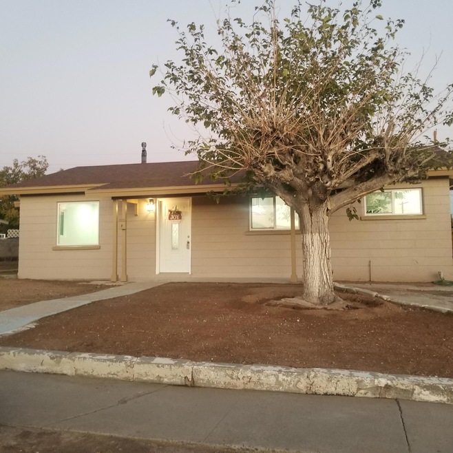 1114 Del Monte St, El Paso, TX 79915 - photo 1