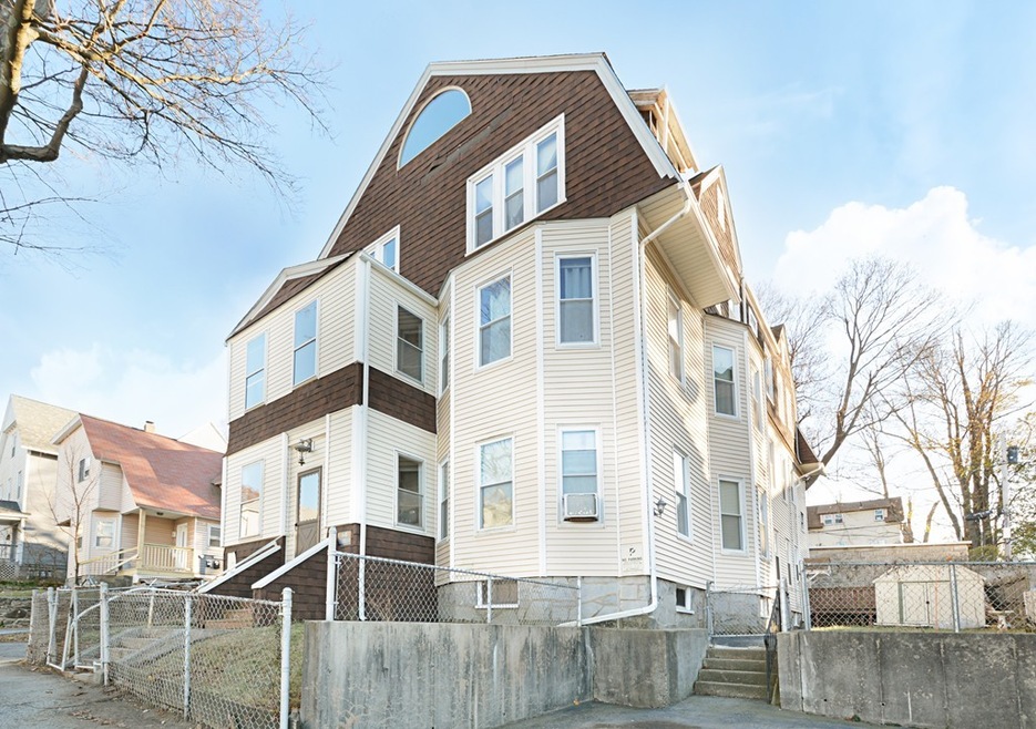 10 Sturgis St, Worcester, MA 01605 - photo 1