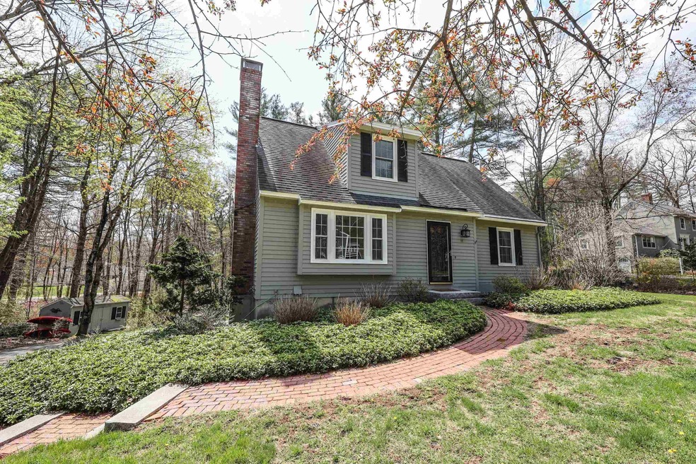 98 Beals Rd, Bedford, NH 03110 - photo 1