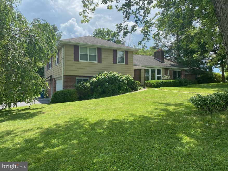 361 Calvert Cir, Kennett Square, PA 19348 - photo 1