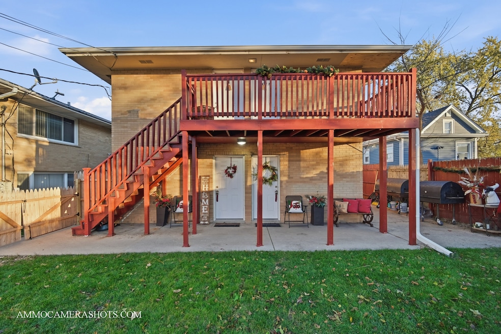 909 Bishop Ave, Aurora, IL 60506 - photo 1