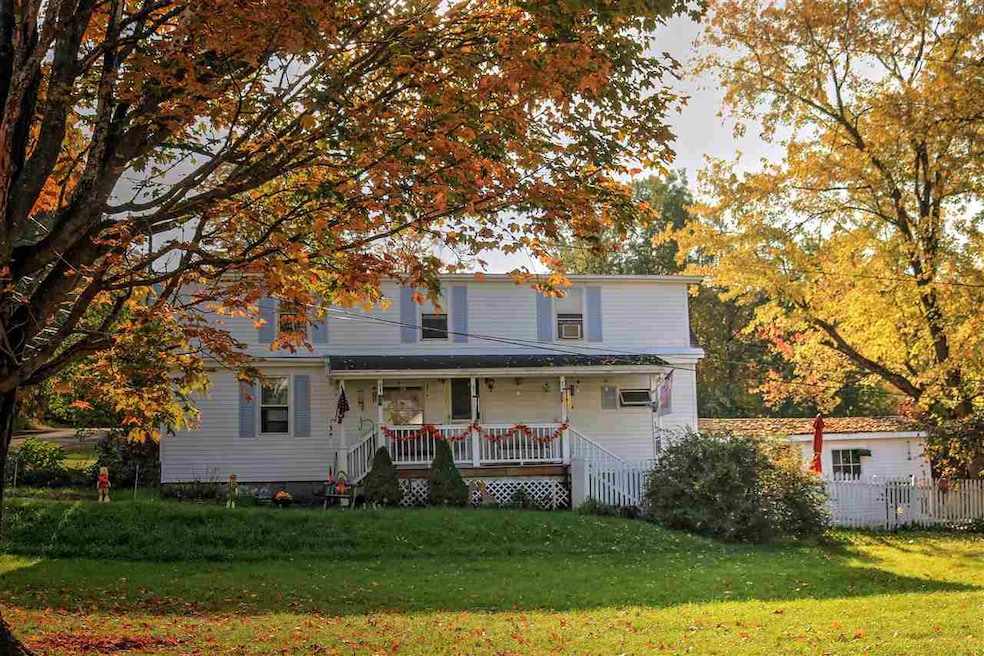 138 School St, Stowe, VT 05672 - photo 1