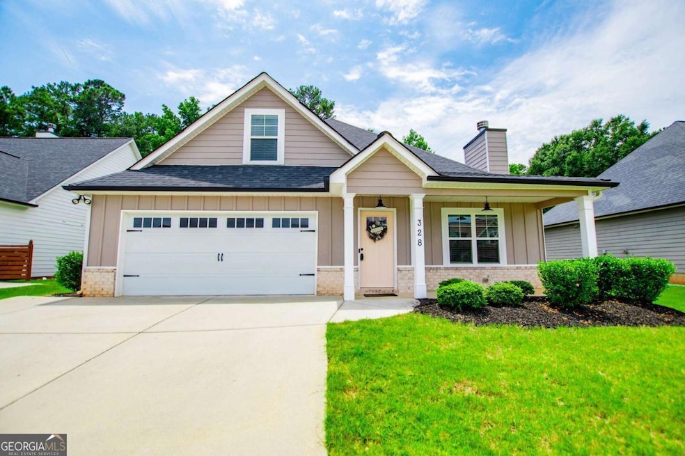 328 Brookstone Dr, Carrollton, GA 30116 - photo 1