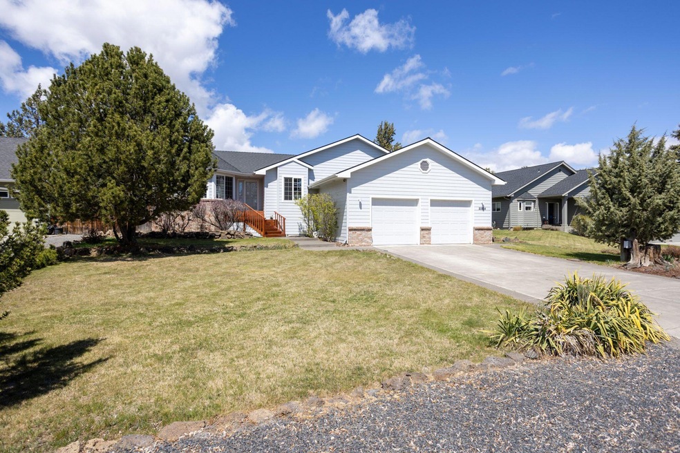 20824 Dione Way, Bend, OR 97701 - photo 1