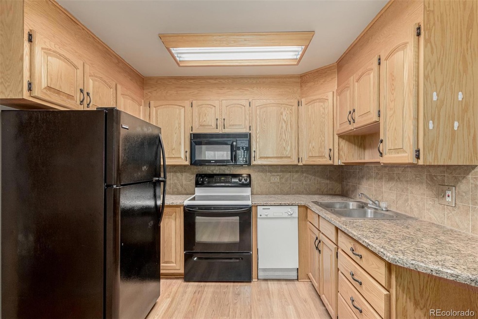 635 S Alton Way unit 4B, Denver, CO 80247 - photo 1