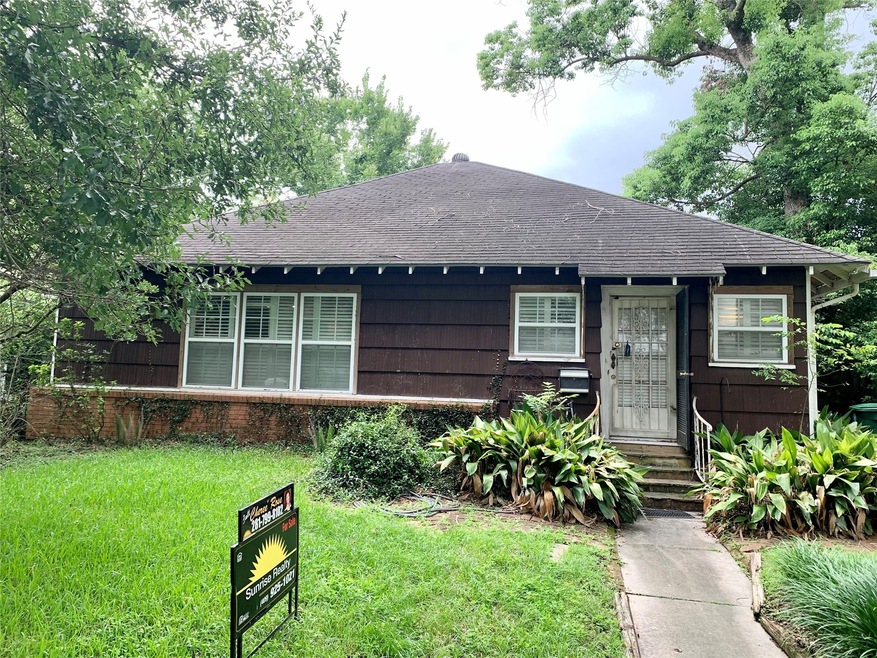 6405 Pickens St. 50'x109' One street away from Mem