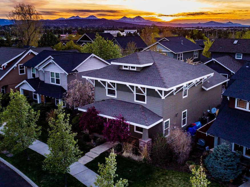 21292 Beall Dr, Bend, OR 97701 - photo 1