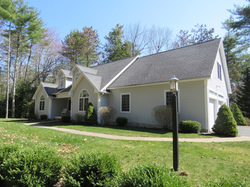 27 Woodpecker Lane