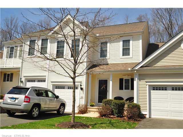 128 Sterling Dr unit 128, Newington, CT 06111 - photo 1