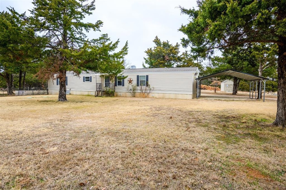 81 Dooley Dr, Whitesboro, TX 76273 - photo 1