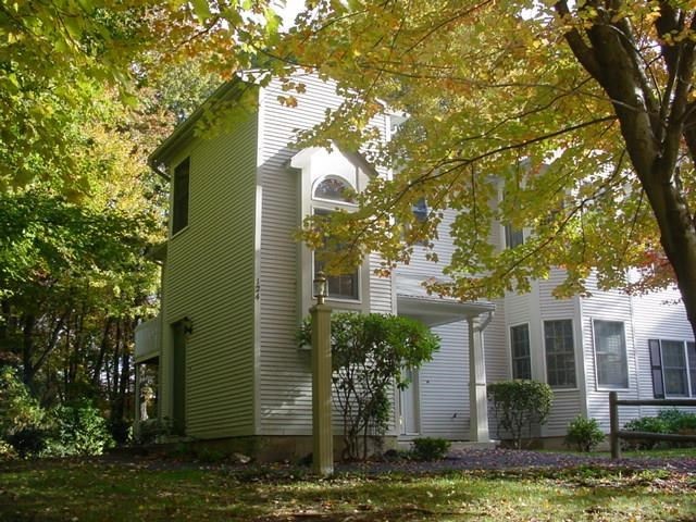 124 Trellis Dr, West Warwick, RI 02893 - photo 1