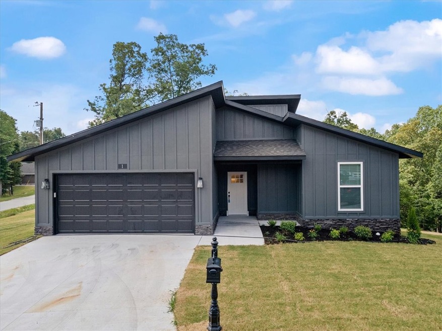 1 Twyford Ln, Bella Vista, AR 72714 - photo 1