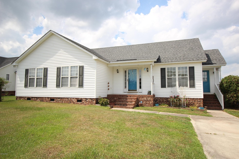 719 E Main St, Winterville, NC 28590 - photo 1