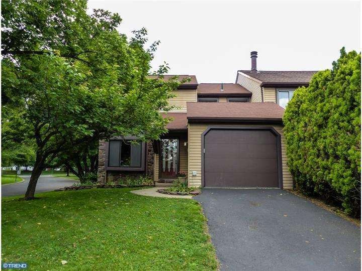 185 Windham Ct, Newtown, PA 18940 - photo 1