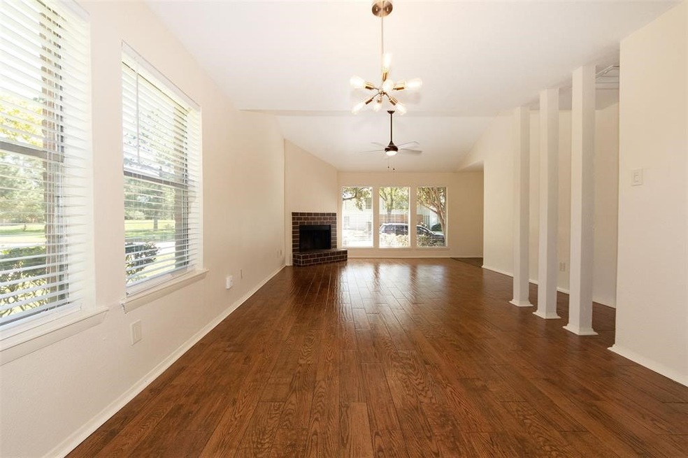 7852 Green Lawn Dr unit 7852, Houston, TX 77088 - photo 1