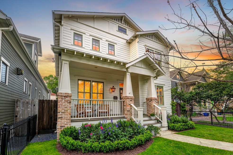 611 E 7th 1/2 St, Houston, TX 77007 - photo 1