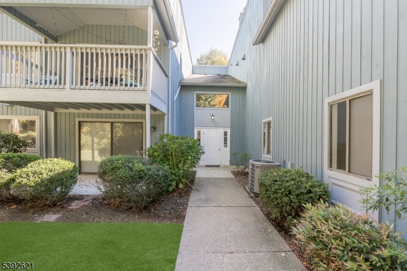 31 Drake Ln, Ledgewood, NJ 07852 - photo 1