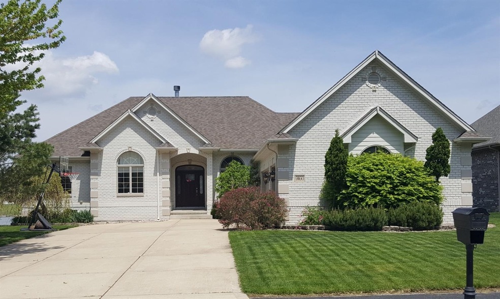 9160 Doubletree Dr S, Crown Point, IN 46307 - photo 1