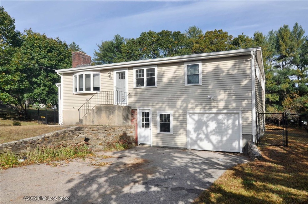 21 Knollwood Cir, North Kingstown, RI 02852 - photo 1