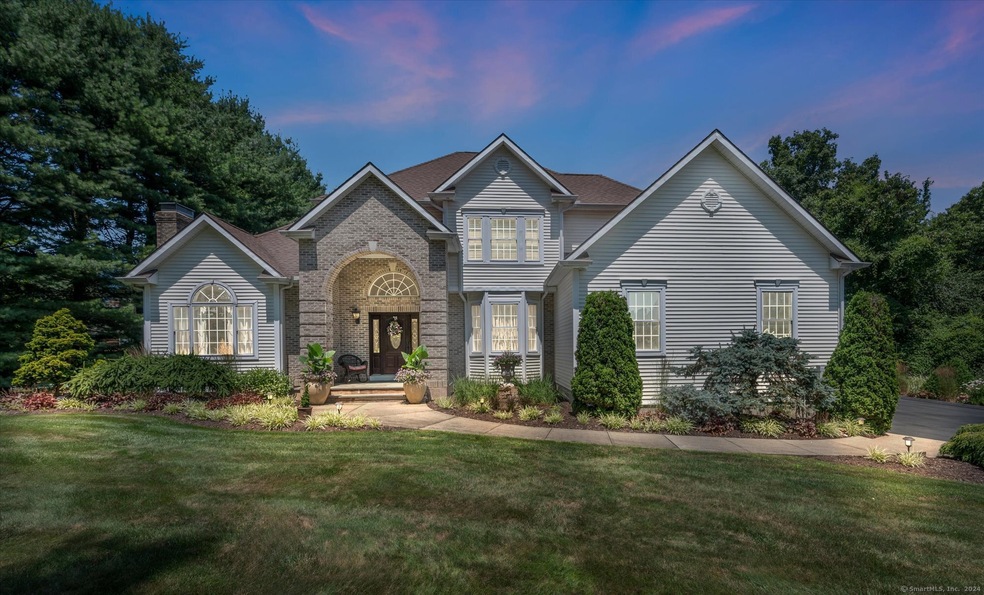 9 Hamilton Ct, North Haven, CT 06473 - photo 1