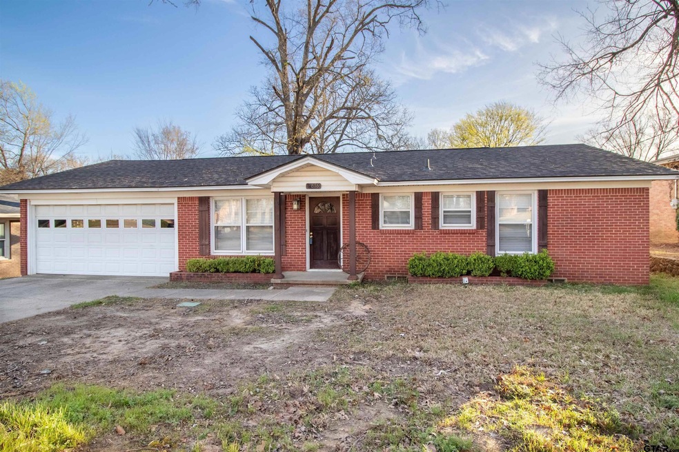 Sold • Co-Listing Agent