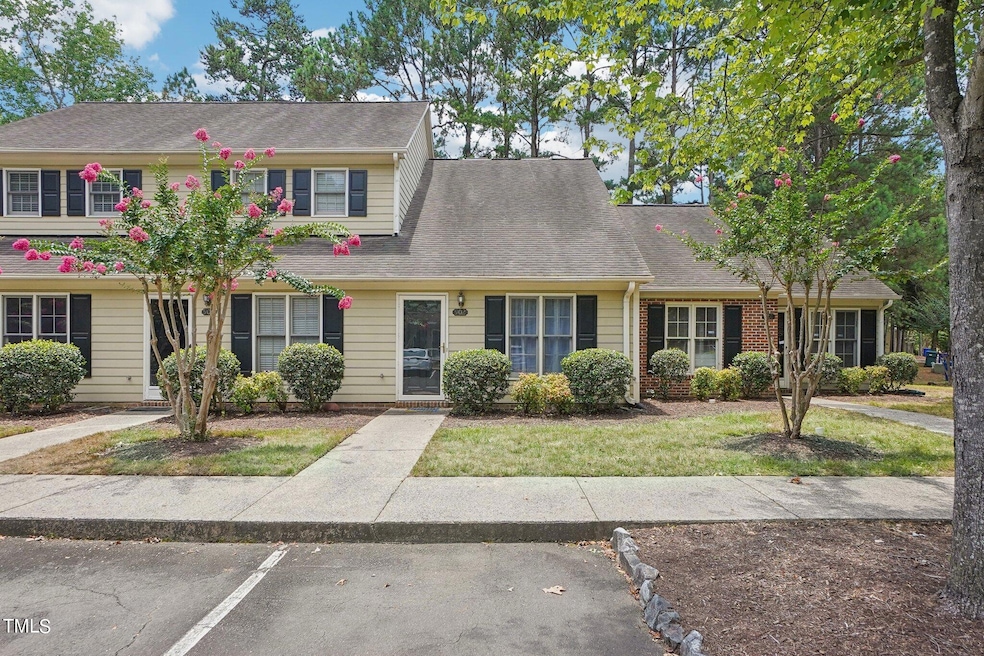 Gatehouse Ln-002