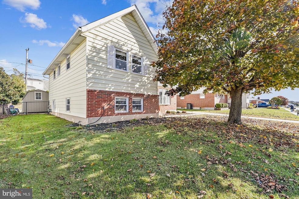 For Sale $419,900 • Co-Listing Agent