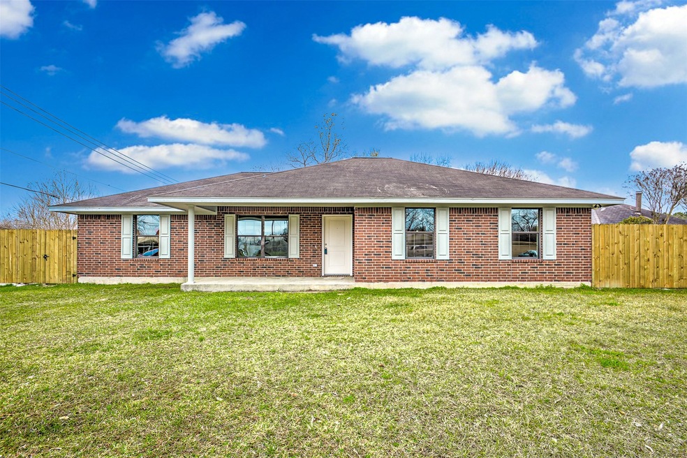 11527 Cordoba Dr, Houston, TX 77038 - photo 1