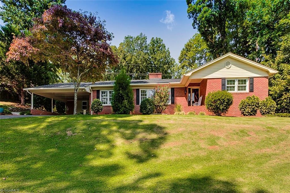 810 Kildare Rd, Asheboro, NC 27203 - photo 1